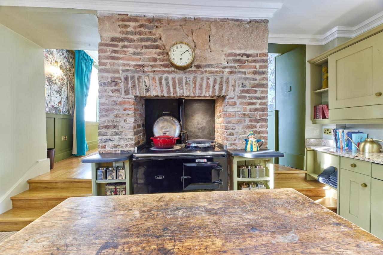 River View: Characterful Townhouse, Stunning Views Berwick Upon Tweed Ngoại thất bức ảnh