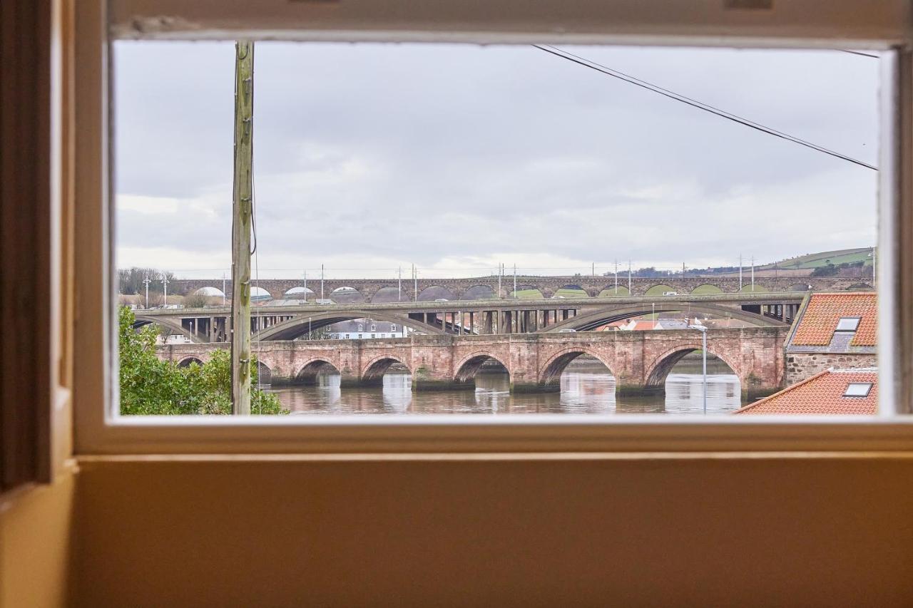 River View: Characterful Townhouse, Stunning Views Berwick Upon Tweed Ngoại thất bức ảnh